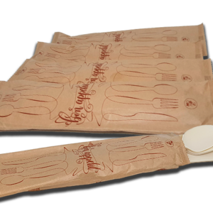 Pack de Almidón de maíz. Tenedor+Cuchara+Cuchillo+Servilleta. 30X30; 2 Capas. Caja de 600 set