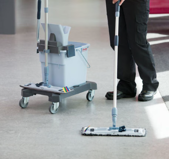 VILEDA. Kit Single Sistema UltraSpeed Pro. (incl. mopa+soporte). Equipo de fregado con un cubo de 25L. 56x38cm - Imagen 2