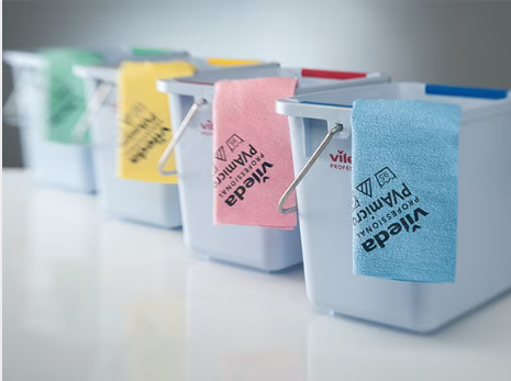 VILEDA. Bayetas PVAmicro 38x35cm. Con recubrimiento MIX de fibras (arrastran la suciedad) para la limpieza de superficies. Azul, Verde, Amarillo y Rojo (Pack de 5 Uds y 20 Packs de 5 Uds) - Imagen 2