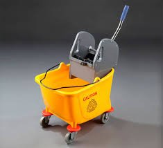 Cubos de fregar industriales